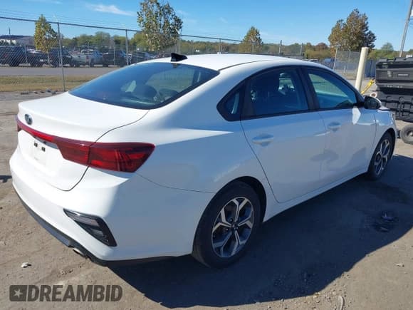 ✅ 2019 Kia Forte LXS • VIN: 3KPF24AD3KE130670 • Lot: 43478489. Listed on IAAI with 149,686 mi. Free auction sales archive from the USA and detailed vehicle history report at DreamBid. Image 4.