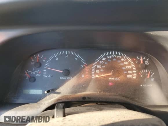 1998 Dodge 1500 с VIN 3B7HF13Y5WG178306, выставлен на аукционе Copart как лот 72273924 с пробегом 275 313 миль миль и Списание • Salvage title. История ставок и продаж доступна на DreamBid. Изображение 9.