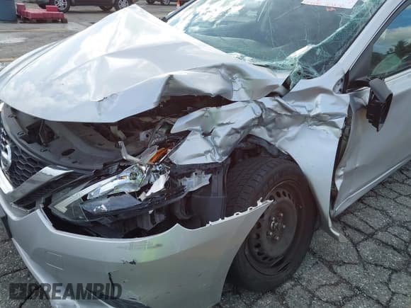 ✅ 2016 Nissan Sentra SL • VIN: 3N1AB7AP9GY272049 • Лот: 43768934. Опубликован ранее на IAAI с пробегом 174 510 миль. Бесплатный доступ к архиву аукционных продаж из США и подробный отчёт об истории автомобиля на DreamBid. Изображение 12.