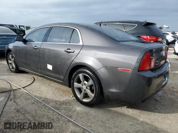 ✅ 2011 Chevrolet Malibu 1LT • VIN: 1G1ZC5E11BF213481 • Lot: 76170434. Listed on Copart with 173,710 mi. Free auction sales archive from the USA and detailed vehicle history report at DreamBid. Image 2.