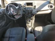 ✅ 2014 Ford Fiesta Titanium • VIN: 3FADP4CJ2EM232988 • Lot: 87364135. Wystawiony na Copart z przebiegiem 148 880 mil. Bezpłatny archiwum sprzedaży aukcyjnych z USA i szczegółowy raport historii pojazdu na DreamBid. Zdjęcie 8.