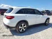 ✅ 2019 Mercedes-Benz GLC 300 • VIN: WDC0G4JB9KF658915 • Lot: 85823405. Wystawiony na Copart z przebiegiem 52 896 mil. Bezpłatny archiwum sprzedaży aukcyjnych z USA i szczegółowy raport historii pojazdu na DreamBid. Zdjęcie 3.