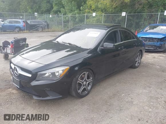 ✅ 2014 Mercedes-Benz CLA 250 • VIN: WDDSJ4EB5EN103177 • Lot: 43325821. Listed on IAAI with 118,477 mi. Free auction sales archive from the USA and detailed vehicle history report at DreamBid. Image 17.