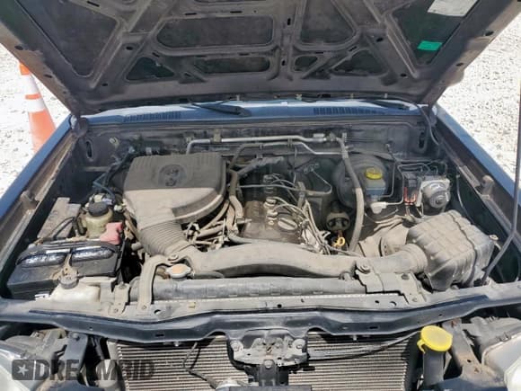 ✅ 2004 Nissan Frontier XE • VIN: 1N6DD26T54C483442 • Lot: 59311065. Listed on Copart with 130,521 mi. Free auction sales archive from the USA and detailed vehicle history report at DreamBid. Image 11.