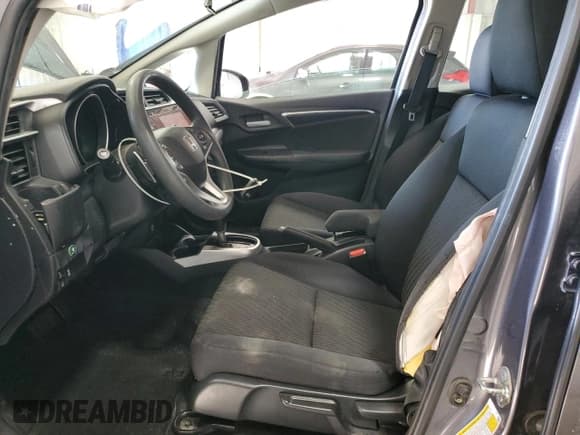 ✅ 2019 Honda Fit EX • VIN: 3HGGK5H80KM711084 • Лот: 90930455. Опубликован ранее на Copart с пробегом 63 772 миль. Бесплатный доступ к архиву аукционных продаж из США и подробный отчёт об истории автомобиля на DreamBid. Изображение 7.