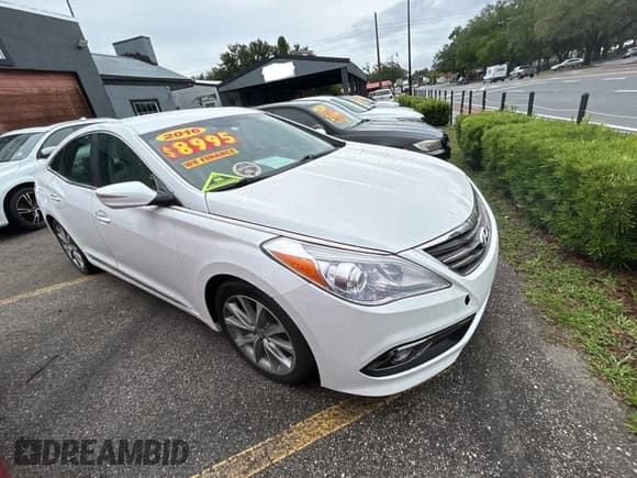 ✅ 2016 Hyundai Azera • VIN: KMHFG4JG4GA519447 • Лот: 56961515. Опубликован ранее на Copart с пробегом 48 483 миль. Бесплатный доступ к архиву аукционных продаж из США и подробный отчёт об истории автомобиля на DreamBid. Изображение 1.