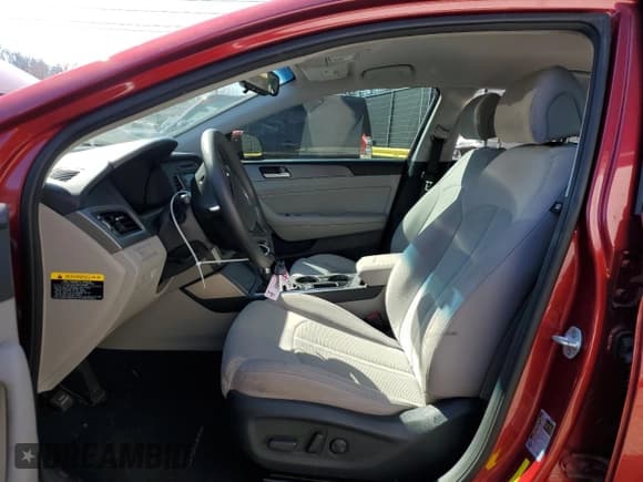 ✅ 2015 Hyundai Sonata SE • VIN: 5NPE24AF1FH011577 • Лот: 43801103. Опубликован ранее на Copart с пробегом 114 517 миль. Бесплатный доступ к архиву аукционных продаж из США и подробный отчёт об истории автомобиля на DreamBid. Изображение 7.