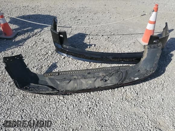 ✅ 2021 Volkswagen Atlas SE • VIN: 1V2WC2CA6MC228041 • Lot: 81188975. Listed on Copart with 85,549 mi. Free auction sales archive from the USA and detailed vehicle history report at DreamBid. Image 12.