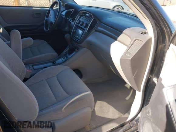 2002 Toyota Highlander с VIN JTEGD21A520023374, выставлен на аукционе IAAI как лот 43560935 с пробегом 220 561 миль миль и . История ставок и продаж доступна на DreamBid. Изображение 5.