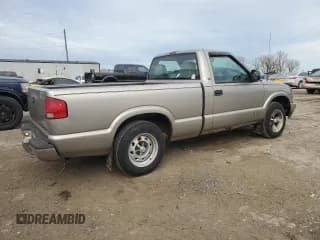 ✅ 2000 Chevrolet S-10 LS • VIN: 1GCCS1449YK139666 • Лот: 84090504. Опубликован ранее на Copart с пробегом 136 652 миль. Бесплатный доступ к архиву аукционных продаж из США и подробный отчёт об истории автомобиля на DreamBid. Изображение 3.