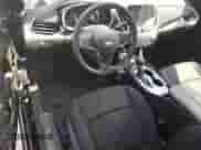 ✅ 2024 Chevrolet Malibu LT • VIN: 1G1ZD5ST9RF198029 • Lot: 68915315. Wystawiony na Copart z przebiegiem 28 721 mil mil. Skorzystaj z bezpłatnego archiwum sprzedaży aukcyjnych z USA i zobacz szczegółowy raport historii pojazdu na DreamBid. Zdjęcie 8.