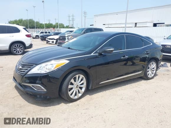 ✅ 2016 Hyundai Azera Limited • VIN: KMHFH4JG1GA548949 • Лот: 42315132. Опубликован ранее на IAAI с пробегом 61 739 миль. Бесплатный доступ к архиву аукционных продаж из США и подробный отчёт об истории автомобиля на DreamBid. Изображение 2.