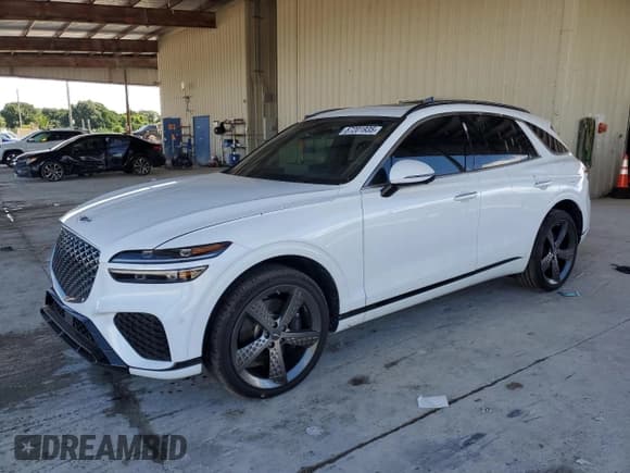 ✅ 2024 Genesis GV70 2.5T • VIN: 5NMMADTB0RH001763 • Lot: 87201935. Listed on Copart with 17,928 mi. Free auction sales archive from the USA and detailed vehicle history report at DreamBid. Image 1.