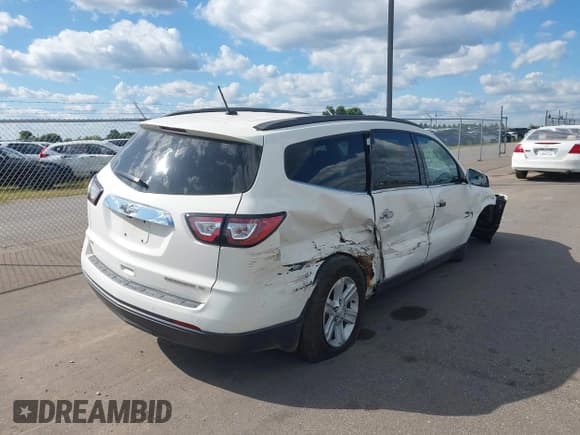 ✅ 2013 Chevrolet Traverse LT • VIN: 1GNKVJKD9DJ189724 • Lot: 43037197. Wystawiony na IAAI z przebiegiem 156 728 mil. Bezpłatny archiwum sprzedaży aukcyjnych z USA i szczegółowy raport historii pojazdu na DreamBid. Zdjęcie 4.
