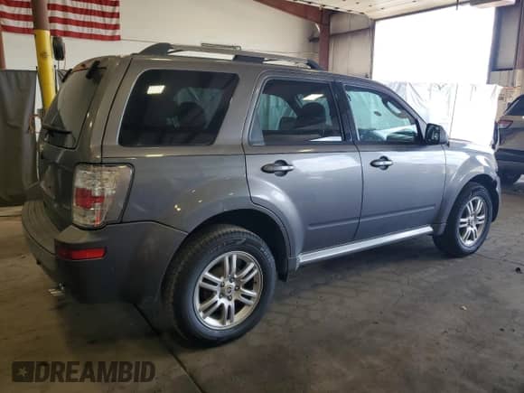 2010 Mercury Mariner Premier с VIN 4M2CN9H72AKJ30043, выставлен на аукционе Copart как лот 71597515 с пробегом 181 857 миль миль и Списание • Salvage title. История ставок и продаж доступна на DreamBid. Изображение 3.