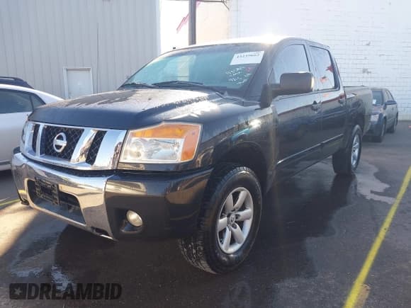 ✅ 2010 Nissan Titan SE • VIN: 1N6BA0EC0AN313544 • Lot: 43239662. Listed on IAAI with 147,807 mi. Free auction sales archive from the USA and detailed vehicle history report at DreamBid. Image 18.
