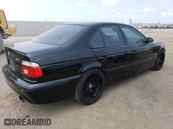 ✅ 2003 BMW 5 Series M5 • VIN: WBSDE93473CF92968 • Лот: 62267784. Опубликован ранее на Copart с пробегом Не указан. Бесплатный доступ к архиву аукционных продаж из США и подробный отчёт об истории автомобиля на DreamBid. Изображение 3.