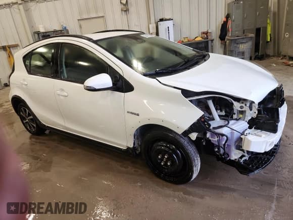✅ 2018 Toyota Prius Two • VIN: JTDKDTB36J1614648 • Lot: 91228965. Listed on Copart with 149,398 mi. Free auction sales archive from the USA and detailed vehicle history report at DreamBid. Image 4.