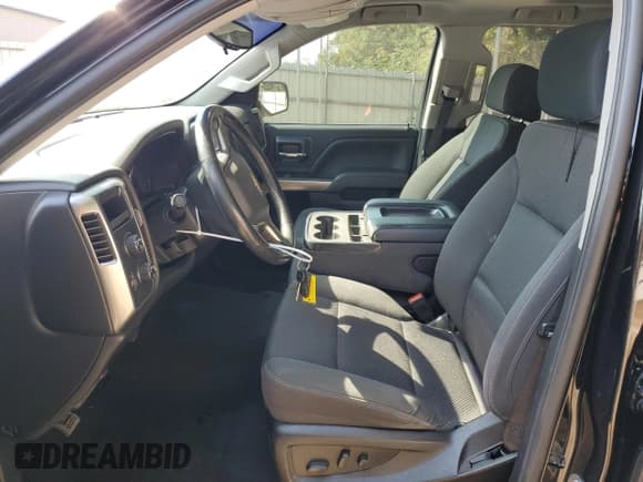 ✅ 2019 Chevrolet Silverado 1500 LT • VIN: 2GCVKPEC9K1185555 • Lot: 75035884. Wystawiony na Copart z przebiegiem 53 240 mil. Bezpłatny archiwum sprzedaży aukcyjnych z USA i szczegółowy raport historii pojazdu na DreamBid. Zdjęcie 7.