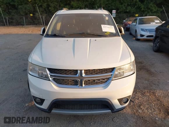 ✅ 2011 Dodge Journey R/T • VIN: 3D4PH6FG8BT570836 • Лот: 42814123. Опубликован ранее на IAAI с пробегом 235 750 миль. Бесплатный доступ к архиву аукционных продаж из США и подробный отчёт об истории автомобиля на DreamBid. Изображение 6.