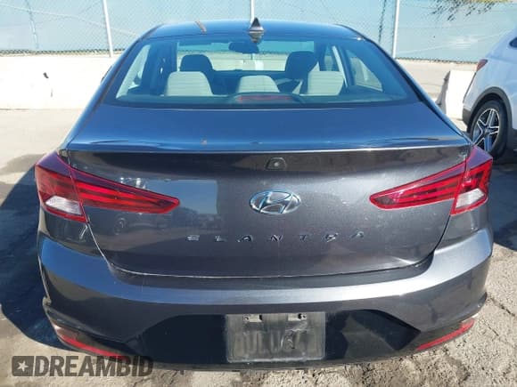 ✅ 2020 Hyundai Elantra SEL • VIN: 5NPD84LF3LH630894 • Lot: 43662912. Listed on IAAI with 92,352 mi. Free auction sales archive from the USA and detailed vehicle history report at DreamBid. Image 16.
