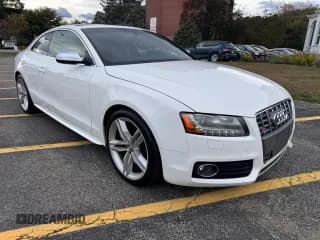 ✅ 2010 Audi S5 Prestige • VIN: WAUVVAFR9AA005712 • Лот: 87177165. Опубликован ранее на Copart с пробегом 154 837 миль. Бесплатный доступ к архиву аукционных продаж из США и подробный отчёт об истории автомобиля на DreamBid. Изображение 1.