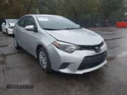 ✅ 2014 Toyota Corolla L • VIN: 5YFBURHE1EP103197 • Lot: 43579076. Wystawiony na IAAI z przebiegiem 236 405 mil. Bezpłatny archiwum sprzedaży aukcyjnych z USA i szczegółowy raport historii pojazdu na DreamBid. Zdjęcie 1.