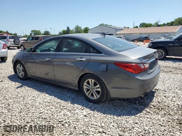 ✅ 2011 Hyundai Sonata SE • VIN: 5NPEC4ACXBH103297 • Lot: 56746564. Wystawiony na Copart z przebiegiem 234 586 mil. Bezpłatny archiwum sprzedaży aukcyjnych z USA i szczegółowy raport historii pojazdu na DreamBid. Zdjęcie 2.