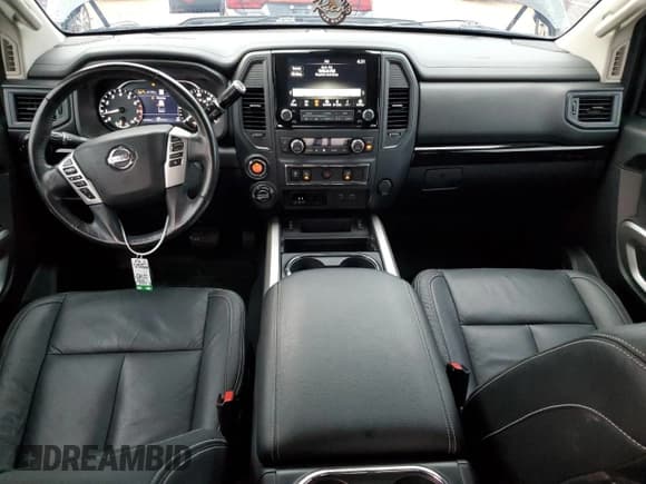 ✅ 2022 Nissan Titan Platinum Reserve • VIN: 1N6AA1FB2NN103718 • Lot: 86591404. Wystawiony na Copart z przebiegiem 25 706 mil. Bezpłatny archiwum sprzedaży aukcyjnych z USA i szczegółowy raport historii pojazdu na DreamBid. Zdjęcie 8.