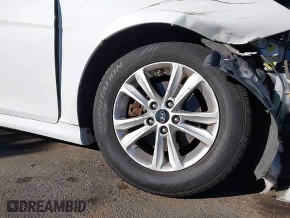 2014 Hyundai Sonata GLS z VIN 5NPEB4AC6EH870815, wystawiony jako IAAI lot #43372639 z przebiegiem 66 060 mil mil oraz . Historia ofert i sprzedaży dostępna na DreamBid. Obrazek 13.