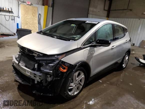 2023 Chevrolet Bolt EV 1LT z VIN 1G1FW6S09P4150130, wystawiony jako Copart lot #43371564 z przebiegiem 13 381 mil mil oraz . Historia ofert i sprzedaży dostępna na DreamBid. Obrazek 1.