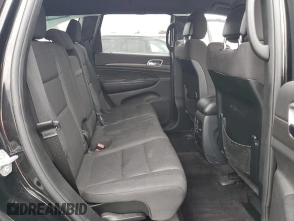 ✅ 2018 Jeep Grand Cherokee Laredo E • VIN: 1C4RJFAG0JC241088 • Lot: 69673715. Wystawiony na Copart z przebiegiem 113 263 mil. Bezpłatny archiwum sprzedaży aukcyjnych z USA i szczegółowy raport historii pojazdu na DreamBid. Zdjęcie 11.