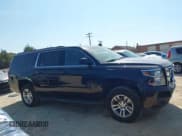 ✅ 2019 Chevrolet Suburban LT • VIN: 1GNSCHKC9KR375252 • Lot: 43286862. Wystawiony na IAAI z przebiegiem 214 493 mil. Bezpłatny archiwum sprzedaży aukcyjnych z USA i szczegółowy raport historii pojazdu na DreamBid. Zdjęcie 13.