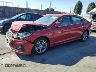 ✅ 2018 Hyundai Sonata Limited • VIN: 5NPE34AFXJH655598 • Lot: 82288105. Listed on Copart with 51,945 mi. Free auction sales archive from the USA and detailed vehicle history report at DreamBid. Image 1.
