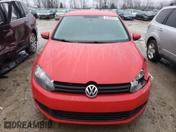 ✅ 2010 Volkswagen Golf • VIN: WVWDB7AJ4AW198978 • Lot: 84669624. Listed on Copart with 132,611 mi. Free auction sales archive from the USA and detailed vehicle history report at DreamBid. Image 5.