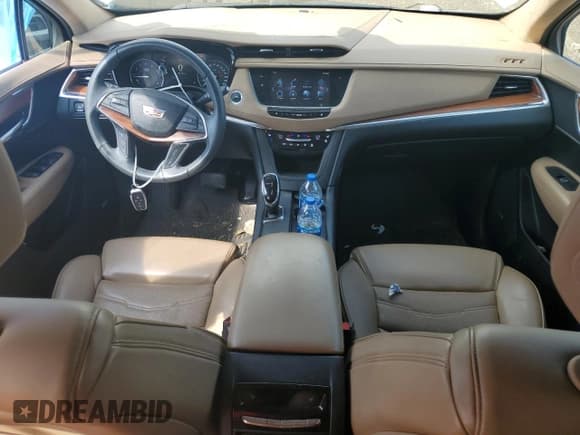 ✅ 2017 Cadillac XT5 Platinum AWD • VIN: 1GYKNFRS1HZ275783 • Lot: 80137905. Listed on Copart with 79,178 mi. Free auction sales archive from the USA and detailed vehicle history report at DreamBid. Image 8.