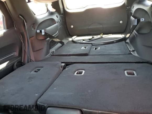 2022 Dodge Durango Pursuit z VIN 1C4SDJFT4NC202107, wystawiony jako Copart lot #57845725 z przebiegiem Nie podano mil oraz Szkoda całkowita • Salvage title. Historia ofert i sprzedaży dostępna na DreamBid. Obrazek 10.