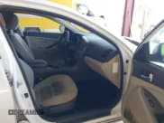 ✅ 2013 Kia Optima EX • VIN: KNAGM4AD9D5052468 • Lot: 42521501. Wystawiony na IAAI z przebiegiem 221 127 mil. Bezpłatny archiwum sprzedaży aukcyjnych z USA i szczegółowy raport historii pojazdu na DreamBid. Zdjęcie 5.