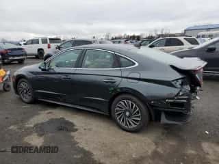 2023 Hyundai Sonata Limited с VIN KMHL54JJXPA056024, выставлен на аукционе Copart как лот 39014623 с пробегом 646 миль миль и . История ставок и продаж доступна на DreamBid. Изображение 2.