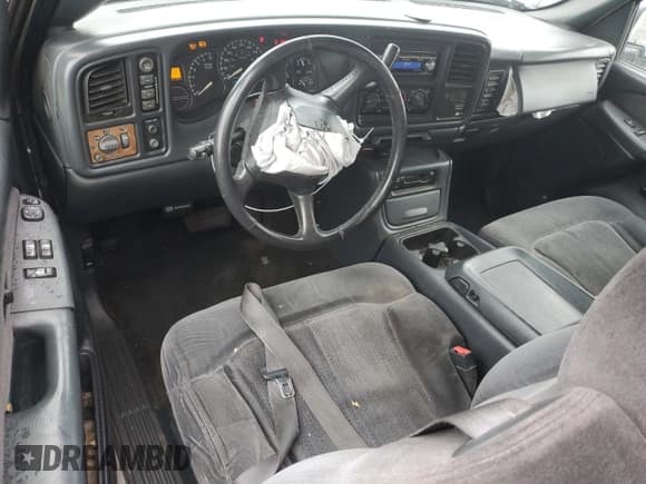 ✅ 2002 Chevrolet Silverado 1500 LS • VIN: 1GCEK19T22Z256528 • Лот: 73224024. Опубликован ранее на Copart с пробегом 220 988 миль. Бесплатный доступ к архиву аукционных продаж из США и подробный отчёт об истории автомобиля на DreamBid. Изображение 8.