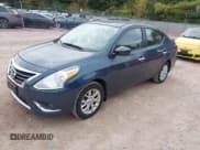 ✅ 2016 Nissan Versa SV • VIN: 3N1CN7AP7GL856270 • Лот: 43438070. Опубликован ранее на IAAI с пробегом 131 124 миль. Бесплатный доступ к архиву аукционных продаж из США и подробный отчёт об истории автомобиля на DreamBid. Изображение 2.