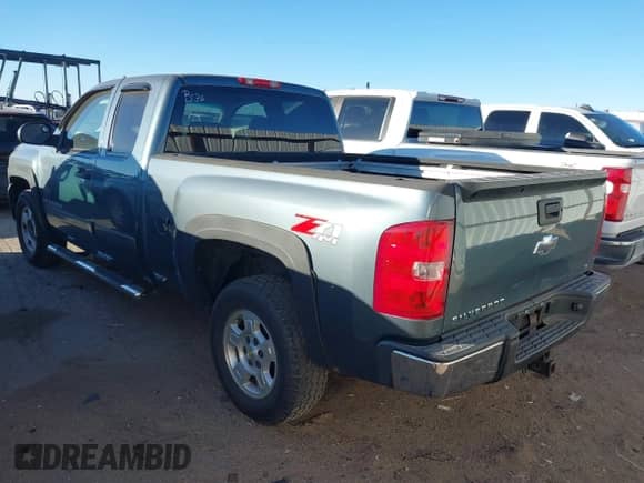 2008 Chevrolet Silverado 1500 2LT с VIN 2GCEK19J181300647, выставлен на аукционе IAAI как лот 43570076 с пробегом 252 983 миль миль и . История ставок и продаж доступна на DreamBid. Изображение 3.