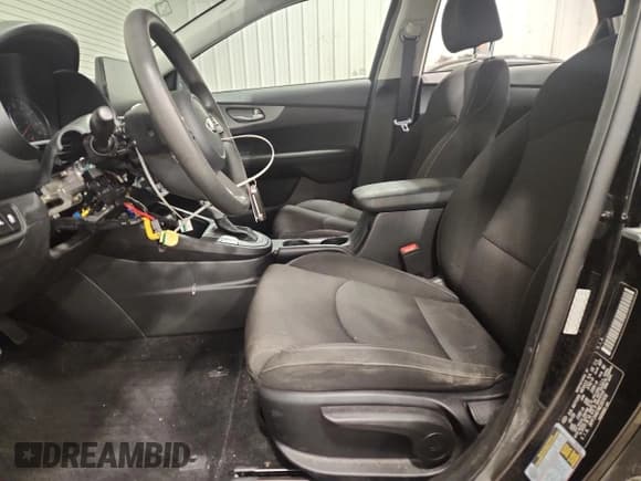 ✅ 2021 Kia Forte LXS • VIN: 3KPF24AD7ME287458 • Лот: 90846855. Опубликован ранее на Copart с пробегом 66 877 миль. Бесплатный доступ к архиву аукционных продаж из США и подробный отчёт об истории автомобиля на DreamBid. Изображение 7.