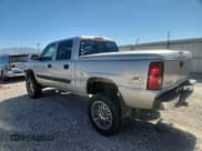 ✅ 2007 Chevrolet Silverado 1500 LS • VIN: 2GCEK13V471127474 • Lot: 81689825. Listed on Copart with 221,709 mi. Free auction sales archive from the USA and detailed vehicle history report at DreamBid. Image 2.