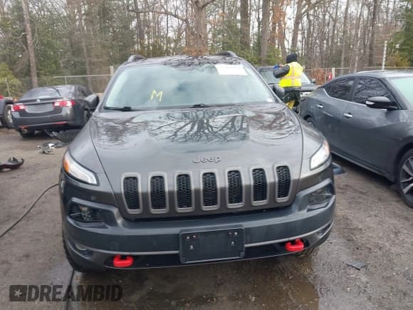 ✅ 2018 Jeep Cherokee Trailhawk • VIN: 1C4PJMBB3JD516090 • Лот: 41460960. Опубликован ранее на IAAI с пробегом 97 639 миль. Бесплатный доступ к архиву аукционных продаж из США и подробный отчёт об истории автомобиля на DreamBid. Изображение 12.