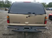 ✅ 2005 Chevrolet Suburban LT • VIN: 1GNFK16Z75J123805 • Lot: 84421555. Listed on Copart with 352,491 mi. Free auction sales archive from the USA and detailed vehicle history report at DreamBid. Image 6.