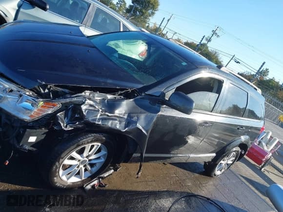 ✅ 2013 Dodge Journey SXT • VIN: 3C4PDCBG2DT572730 • Lot: 43520448. Listed on IAAI with 212,587 mi. Free auction sales archive from the USA and detailed vehicle history report at DreamBid. Image 14.