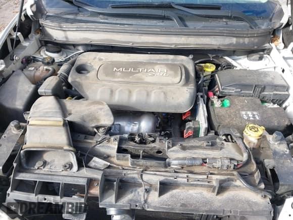 ✅ 2016 Jeep Cherokee Latitude • VIN: 1C4PJMCB4GW276530 • Лот: 43560225. Опубликован ранее на IAAI с пробегом 194 898 миль. Бесплатный доступ к архиву аукционных продаж из США и подробный отчёт об истории автомобиля на DreamBid. Изображение 10.