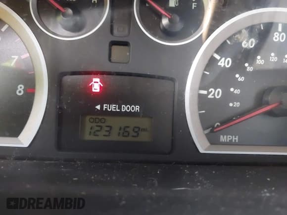 ✅ 2006 Hyundai Santa Fe GLS • VIN: KM8SC13D56U070286 • Lot: 43765985. Listed on IAAI with 123,169 mi. Free auction sales archive from the USA and detailed vehicle history report at DreamBid. Image 7.