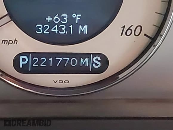 ✅ 2008 Mercedes-Benz E 350 Luxury • VIN: WDBUF87X48B259090 • Lot: 43428207. Wystawiony na IAAI z przebiegiem 221 770 mil. Bezpłatny archiwum sprzedaży aukcyjnych z USA i szczegółowy raport historii pojazdu na DreamBid. Zdjęcie 16.